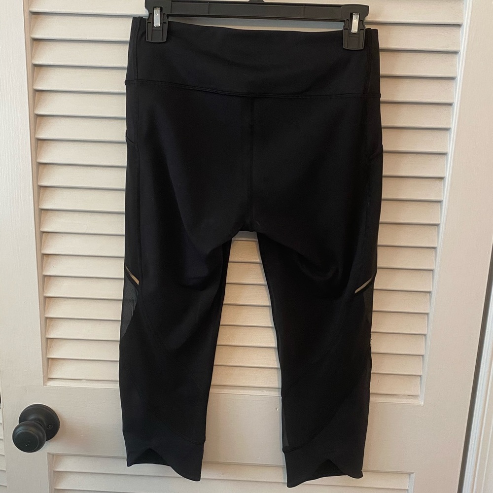 19” Lululemon Legging - Picture 2 of 6